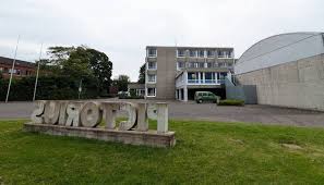 Geschäftszeiten Montag bis Freitag von 8:00 bis 15:00 Uhr 